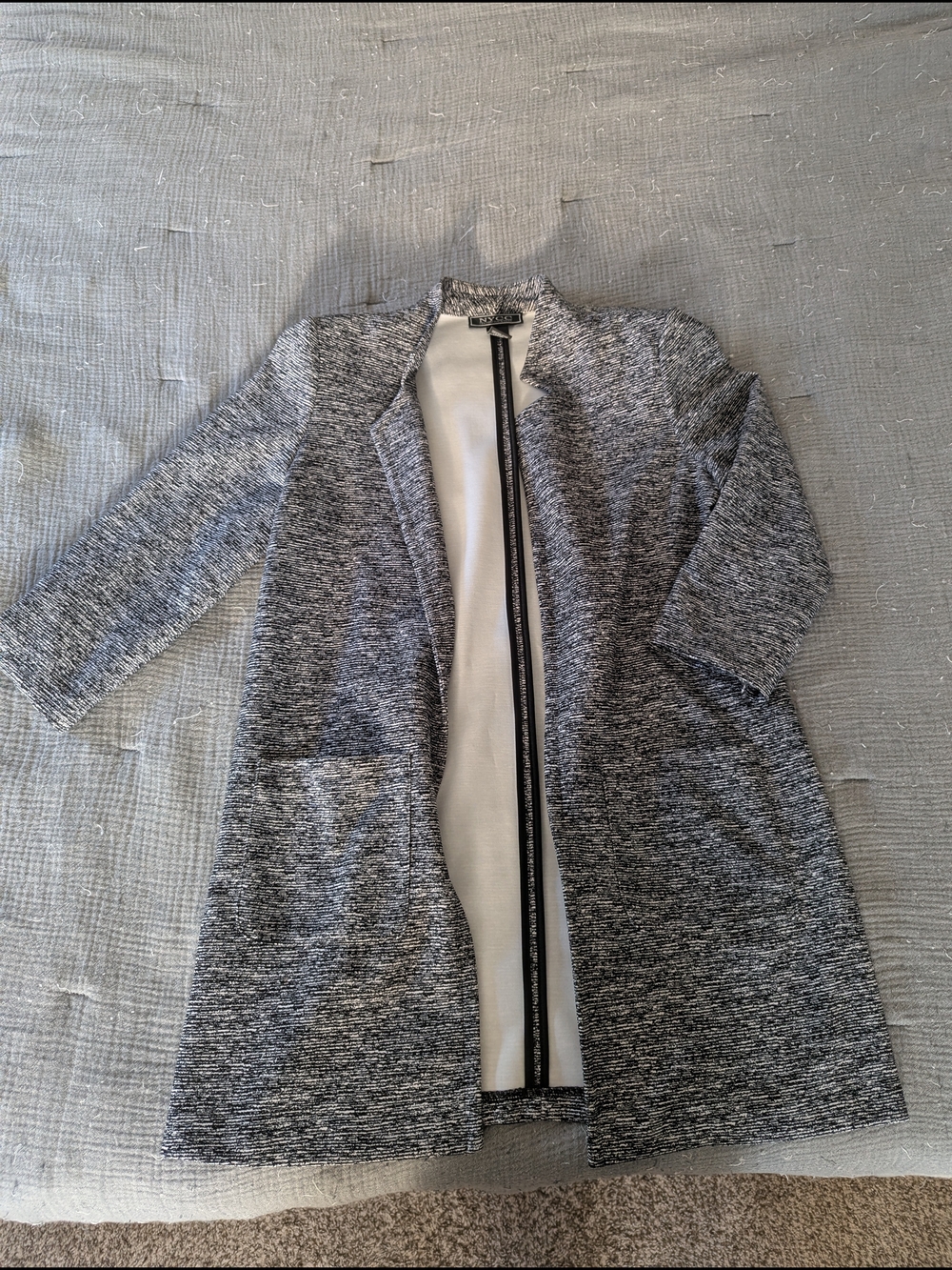 NYCC Lightweight Gray Open-Front Knit Blazer - Women's Longline Jacket